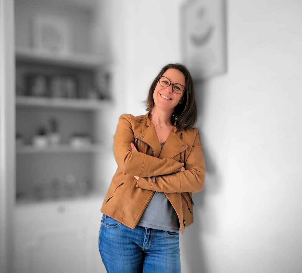 Élodie, fondatrice de SECRET’R, secrétaire indépendante en Corrèze.